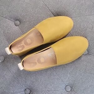Sorel 8.5 Mustard Flat Casual loafer sneaker
